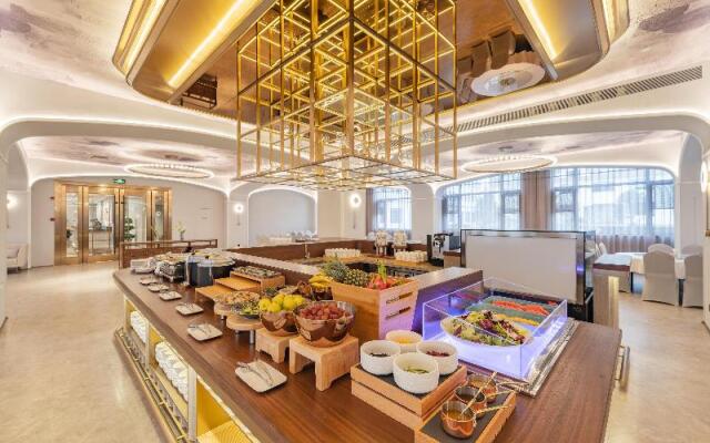 Madison Shanghai International Resort
