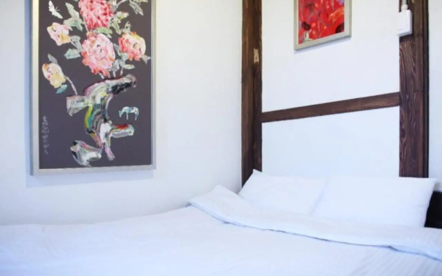 MongYouHwaWon Guesthouse(Painter's house)