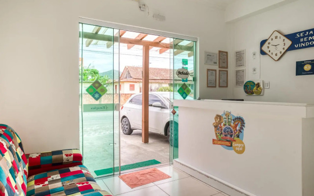 OYO Pousada 4 Estações