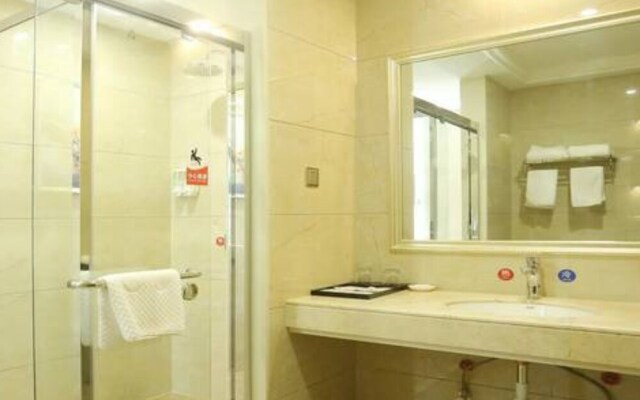 Mingxing Hotel