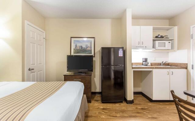 Suburban Studios near University of North Carolina-Charlotte