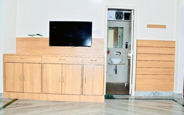 Balaji Homestay - home with free Wi-Fi and parking