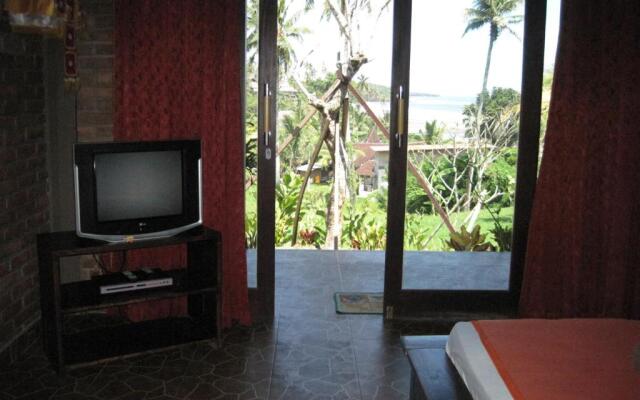 Gubug Balian Beach Bungalow