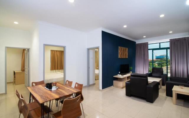 Golden View Serviced Apartment