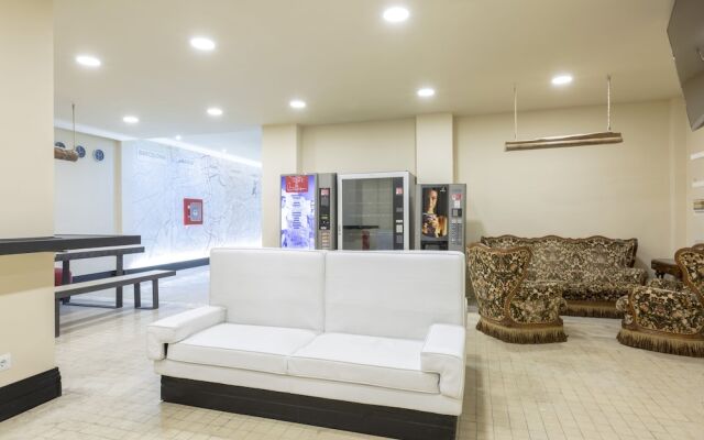 A&B Hostel Príncipe Pío