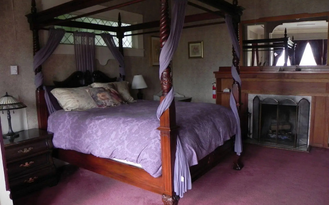Didjeridoo Dreamtime Inn