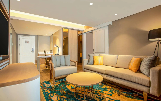 RedDoorz near Hartono Mall Solo