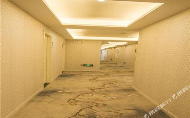 Wanyu B&B Hotel (Xi 'an Zhong Tower Huimin Street)