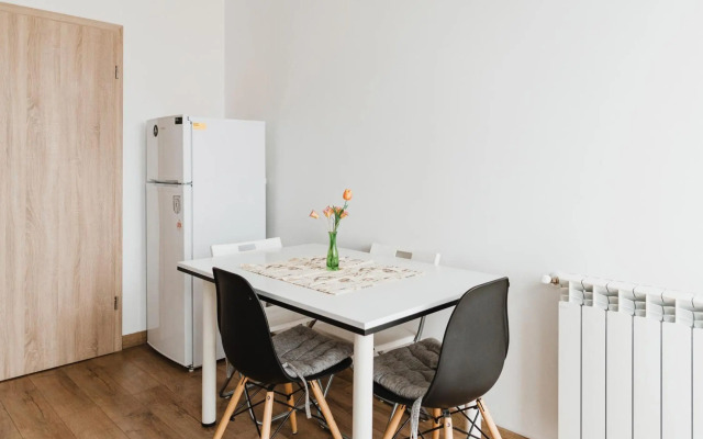 City view apartment with FREE parking