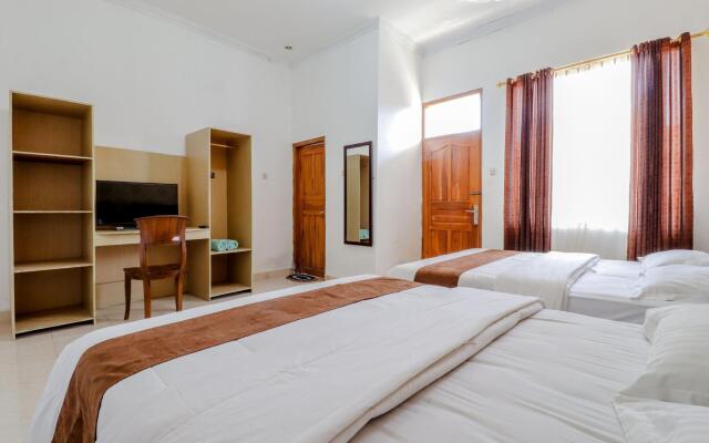 Griya Limasan Hotel