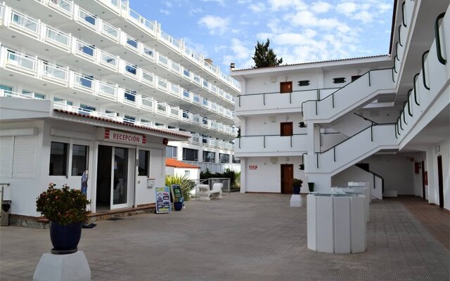 Apartamentos Montemayor