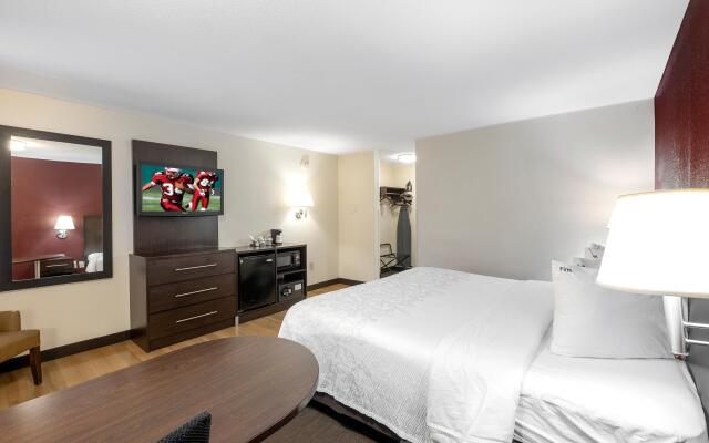 Red Roof Inn PLUS+ Columbus Downtown-Convention Center