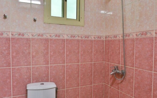 OYO 340 Nareen Furnished Apartments