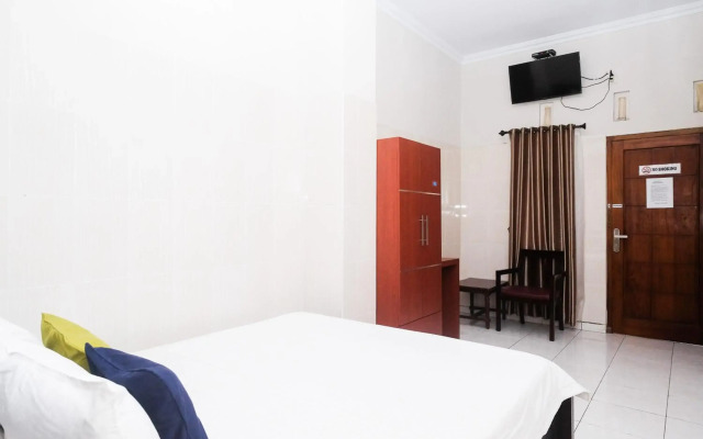 OYO 1885 Wisma Wongso Syariah