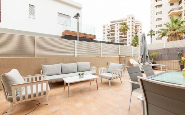 Prestigious Beachfront Villa PrivatePool