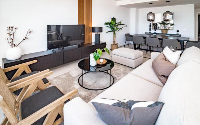 LME144A Spacious & luxury family home