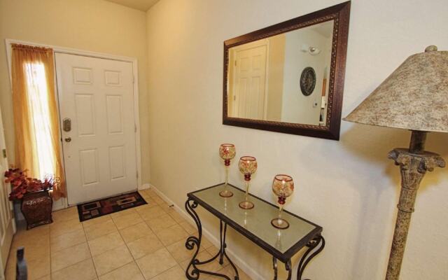 2633 Trafalgar Village