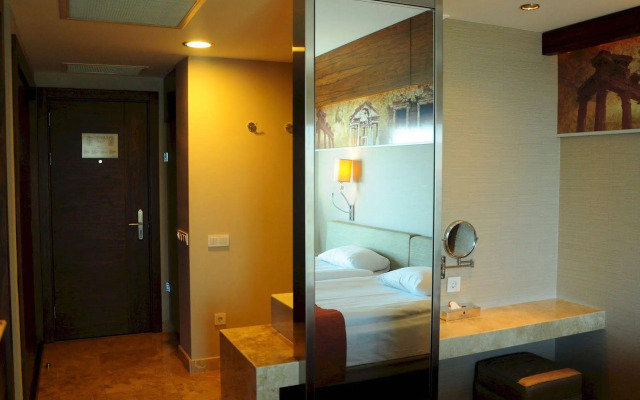 Commodore Elite Suites & Spa - All Inclusive - Adult Only