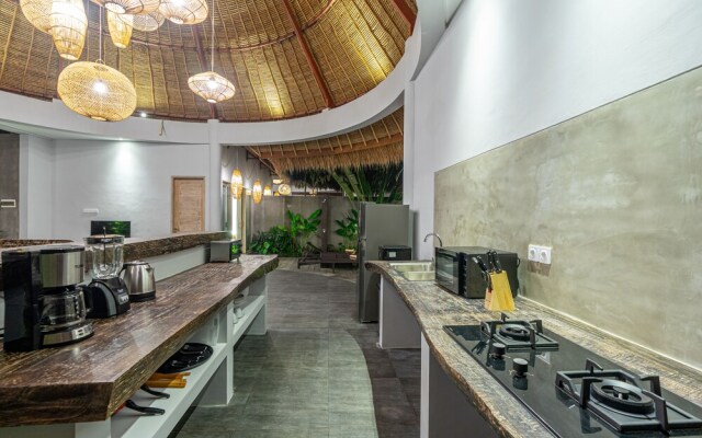 Brand New Luxury 3BR Villa Ethnic Ubud 3