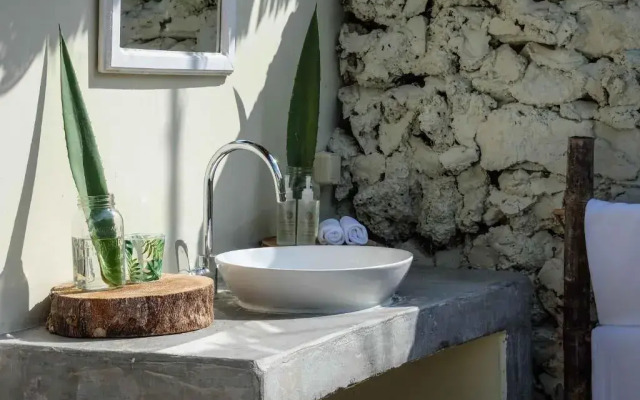 B4 Beach Club (Adults only)