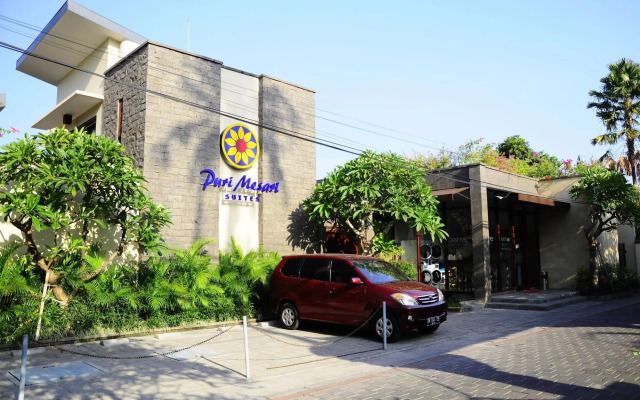 Puri Mesari Suites