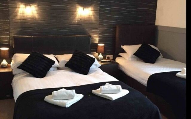 The Crown Hotel