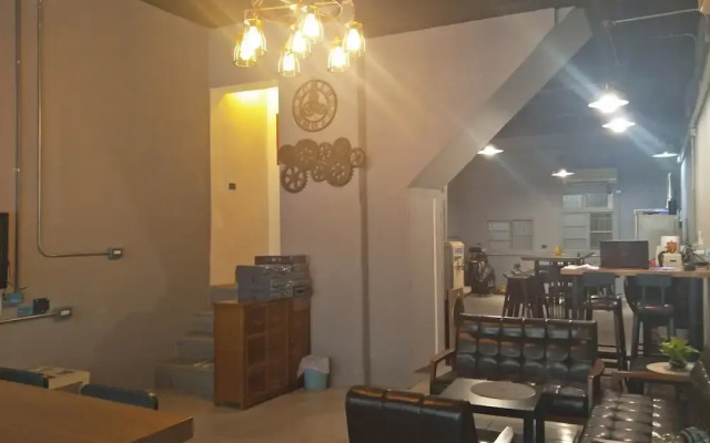 B Puli Backpacker Hostel