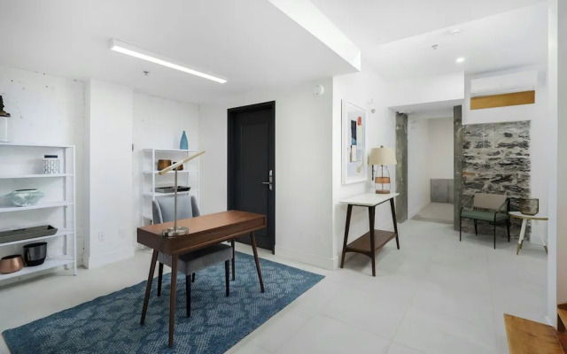 Sonder by Marriott Bonvoy Gare Saint Denis Apartments Downtown