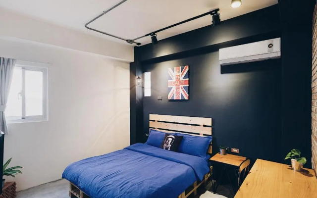 Mutter Apartment