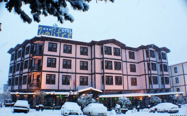 Zalifre Hotel