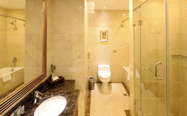 Golden Rich Hotel