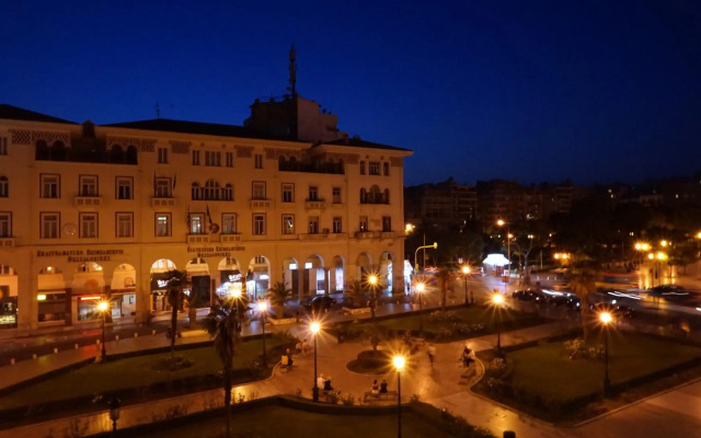 Aristotelous Square Luxury Studio