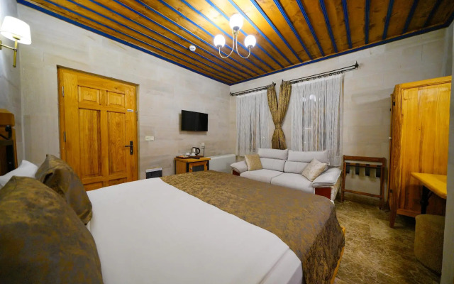 Cave Hotel Saksagan