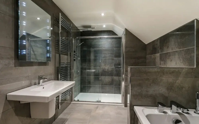 The Townhouses @ Carus Green