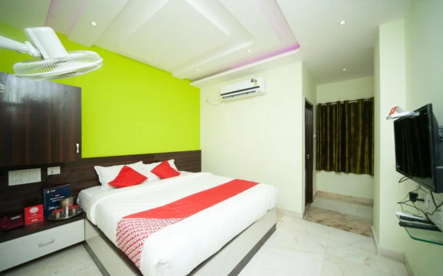 Sri Kumaran Residency By OYO Rooms