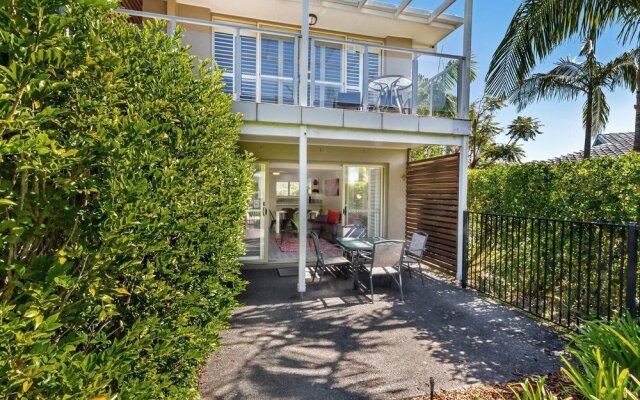 Pacific Blue Townhouse 351, 265 Sandy Point Road