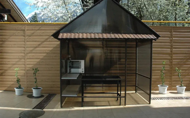 Tango in Glade Comfort Hotel