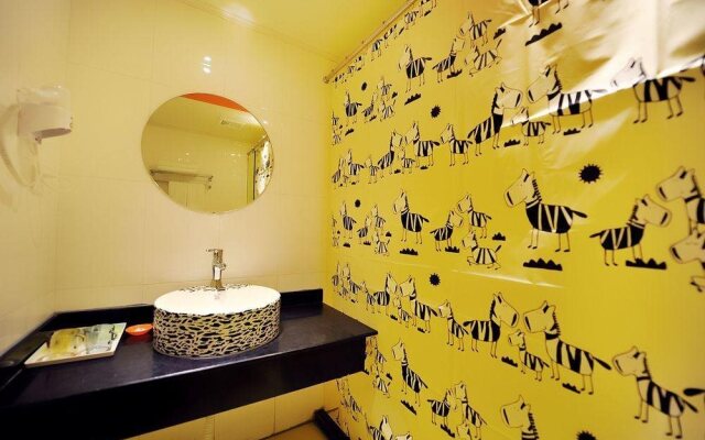 Barcode Art Hotel