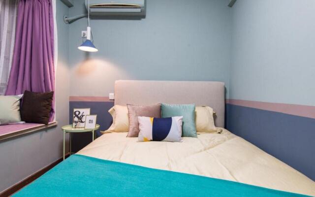 Guangzhou Haizhu·Pearl Shadow Star City· Locals Apartment 00138600