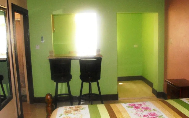 Hotel Tropik Leadonna