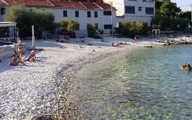 Boris - Close to the sea With Parking - H