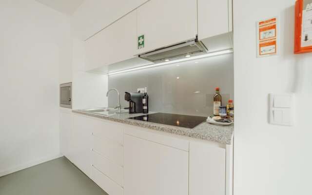 Porto Modern Downtown Apartment E