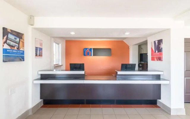 Motel 6 Wichita Falls, TX - North