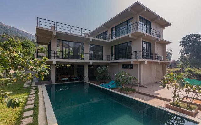 SaffronStays Mountain Aer, Karjat