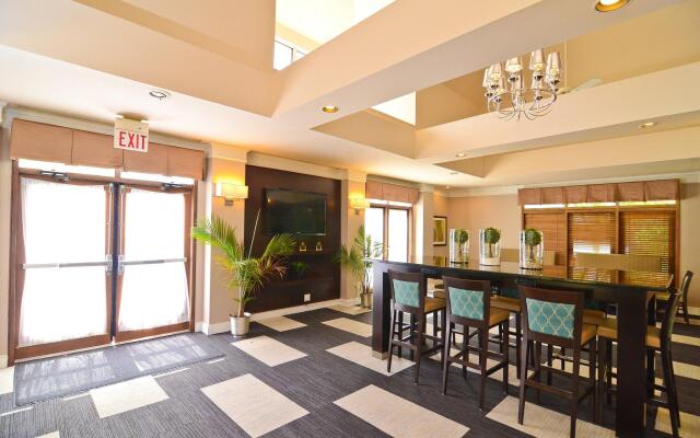 Homewood Suites by Hilton Chicago - Schaumburg