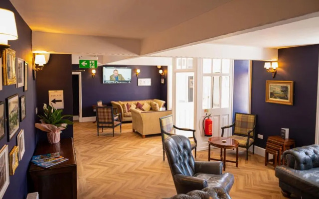 Conon Hotel
