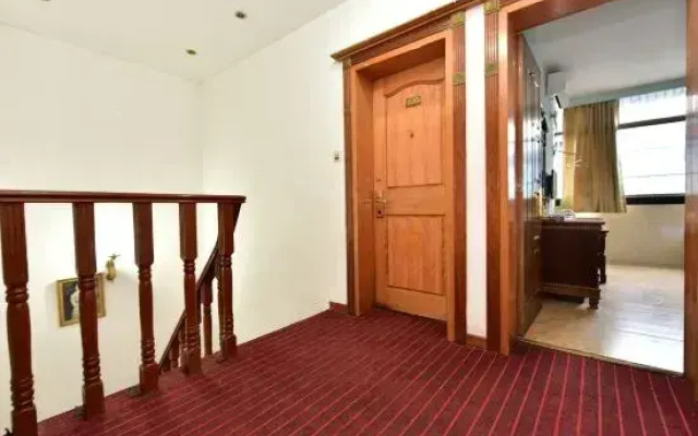 Yuyao huating hotel