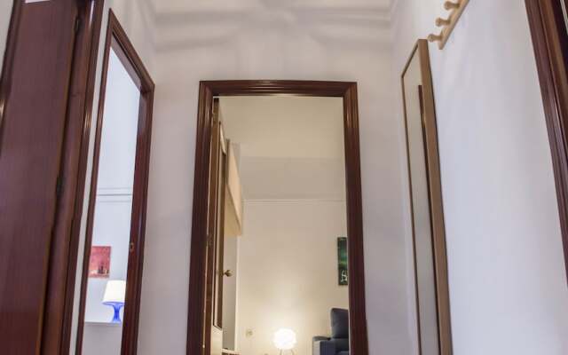 Comfortable Apt in picturesque Triana