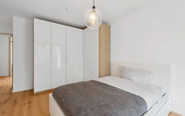 Exclusive Ludenberg Living in Stunning Area