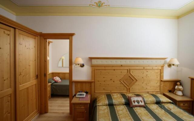 Alexander Hotel Alpine Wellness Dolomites